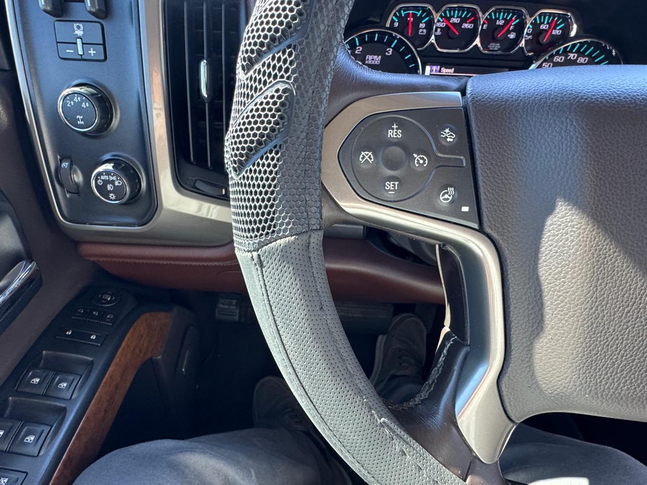 Chevrolet Silverado 2500HD  2015