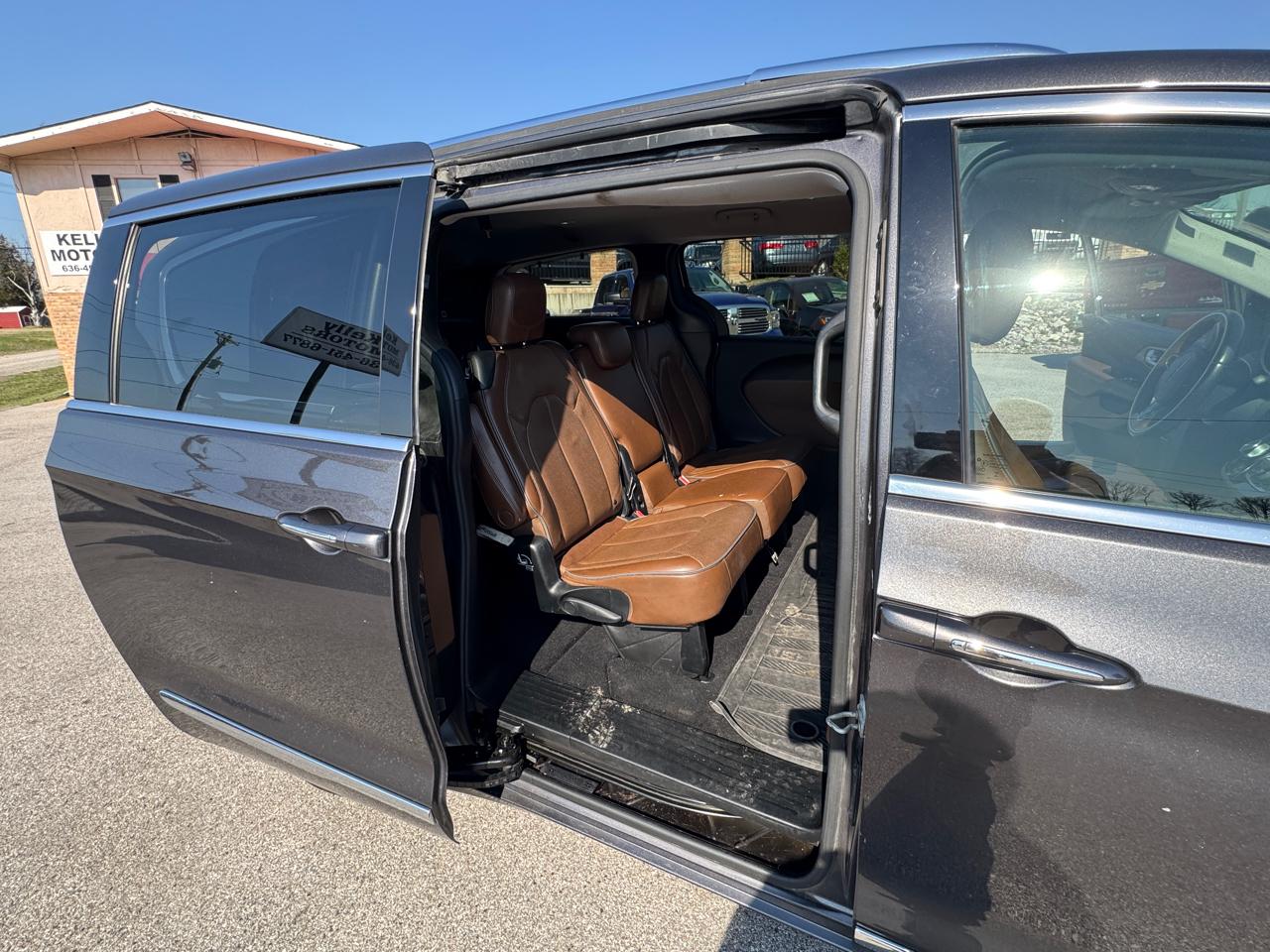 Chrysler Pacifica  2017