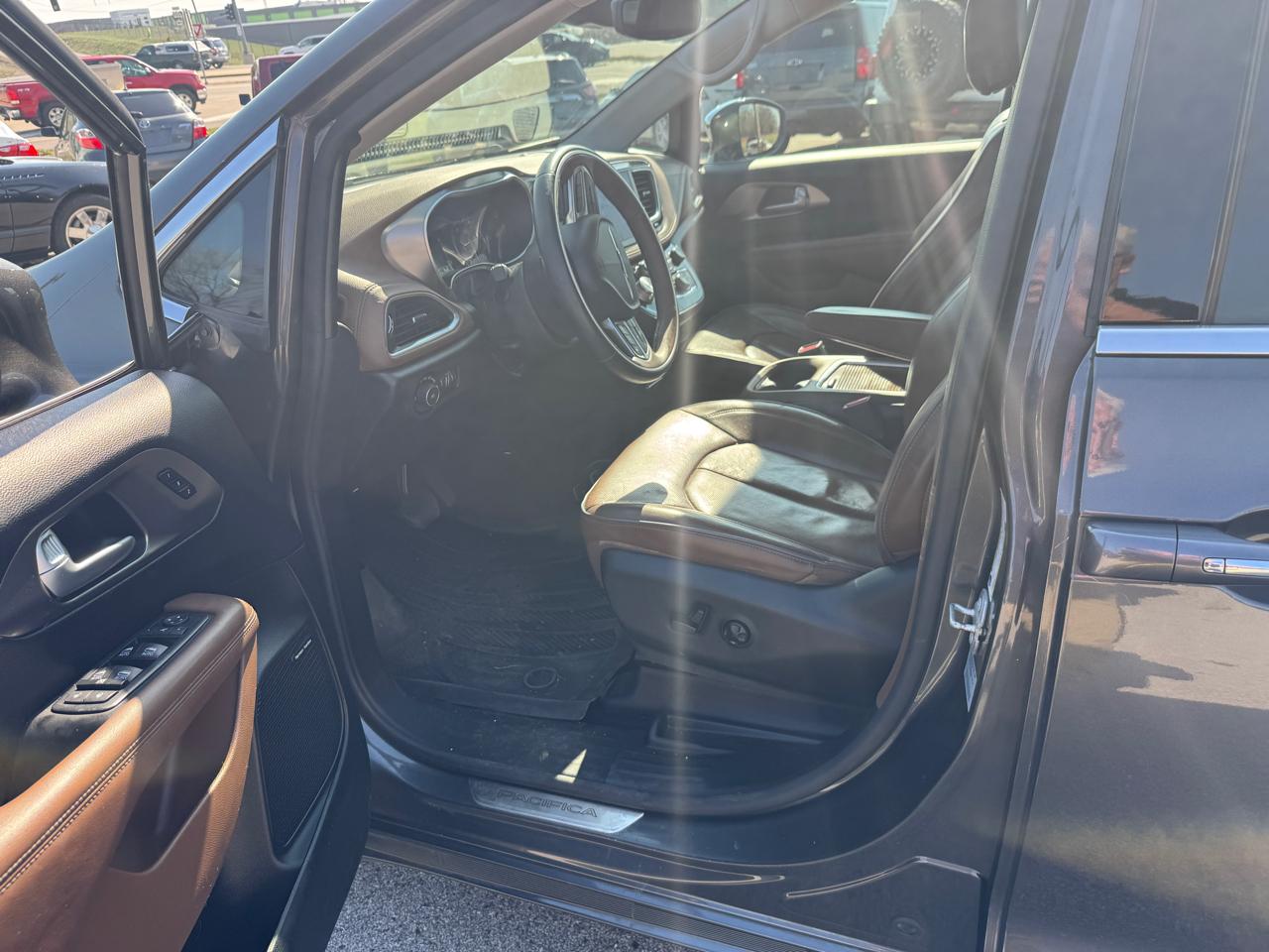 Chrysler Pacifica  2017