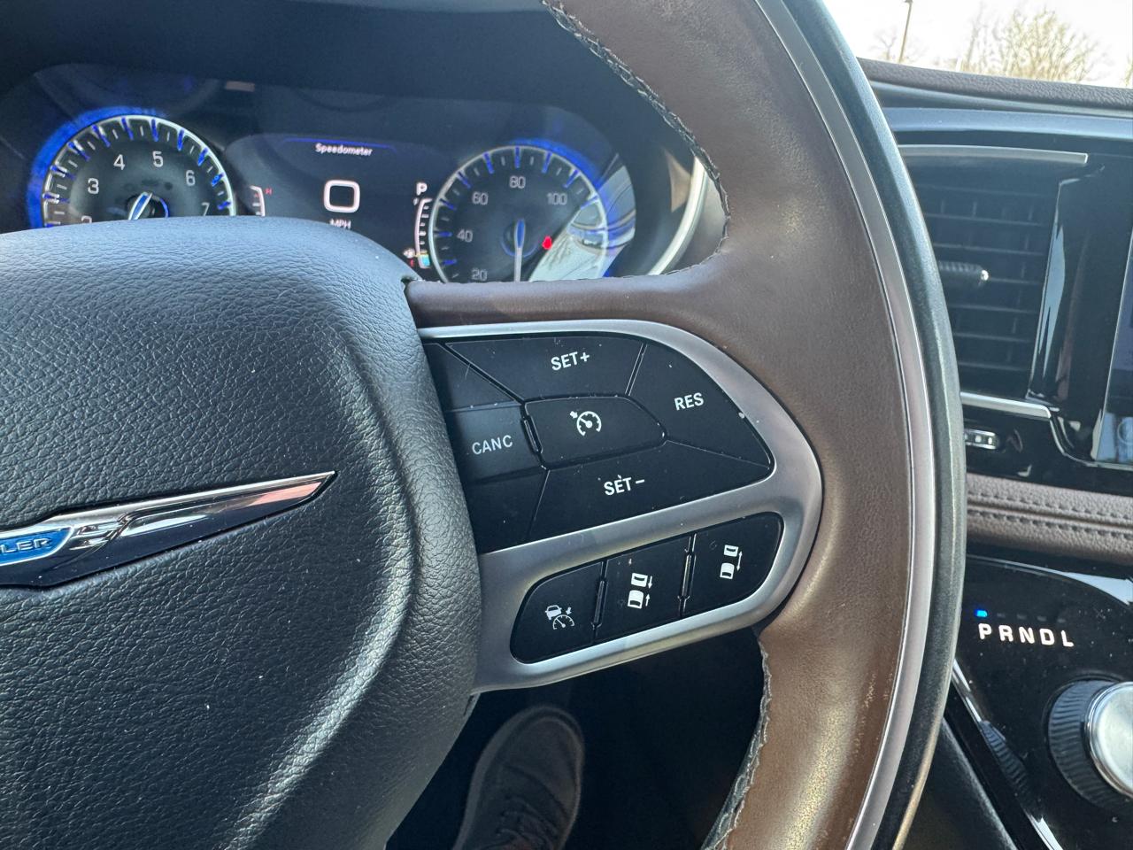 Chrysler Pacifica  2017