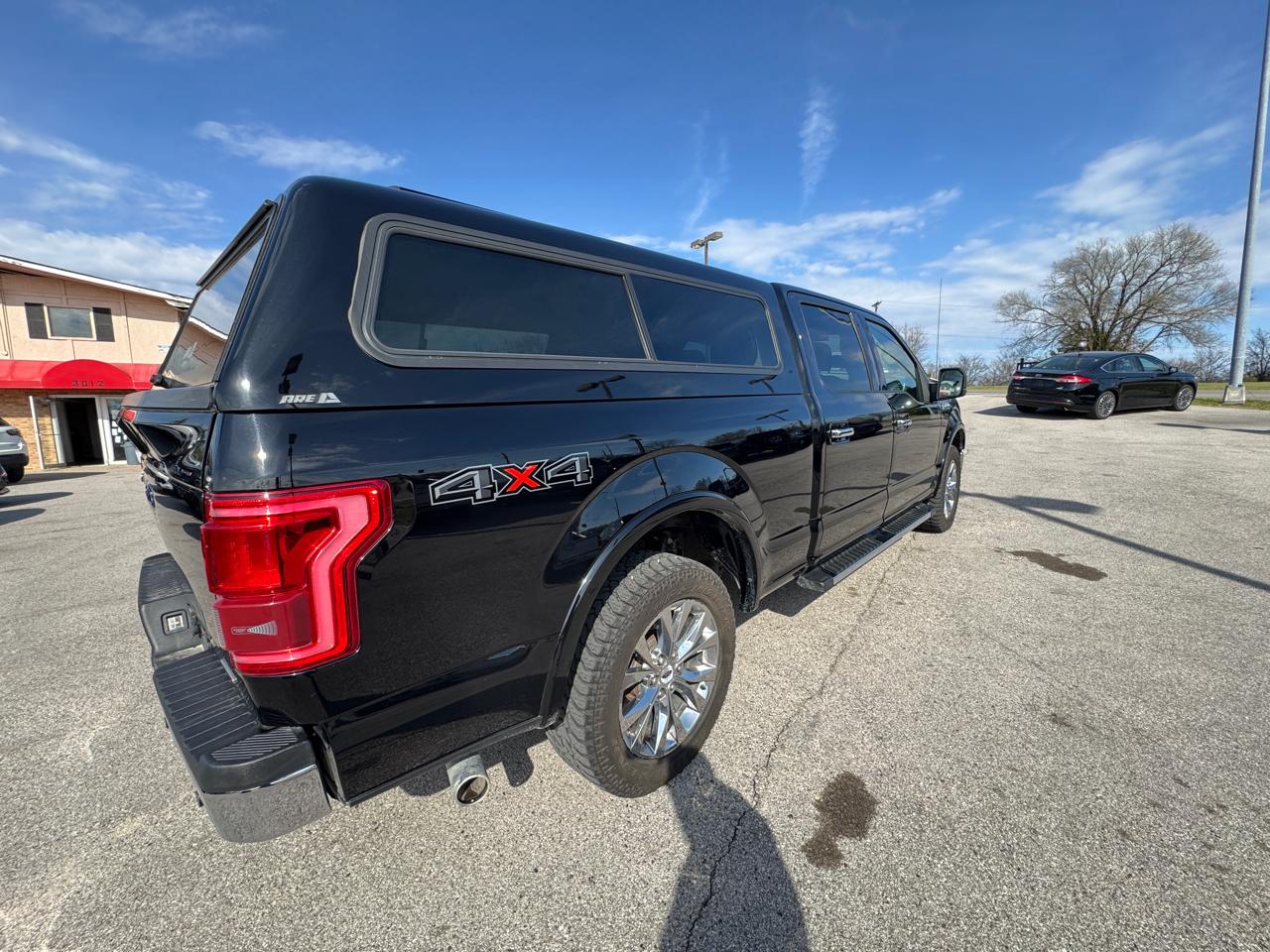 Ford F-150 Lariat SuperCrew 5.5-ft. Bed 4WD 2016