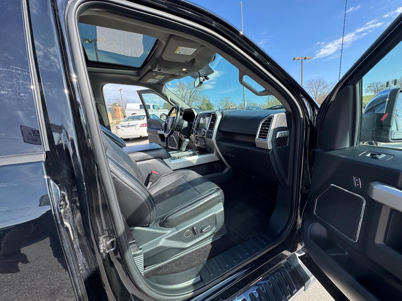 Ford F-150 Lariat SuperCrew 5.5-ft. Bed 4WD 2016