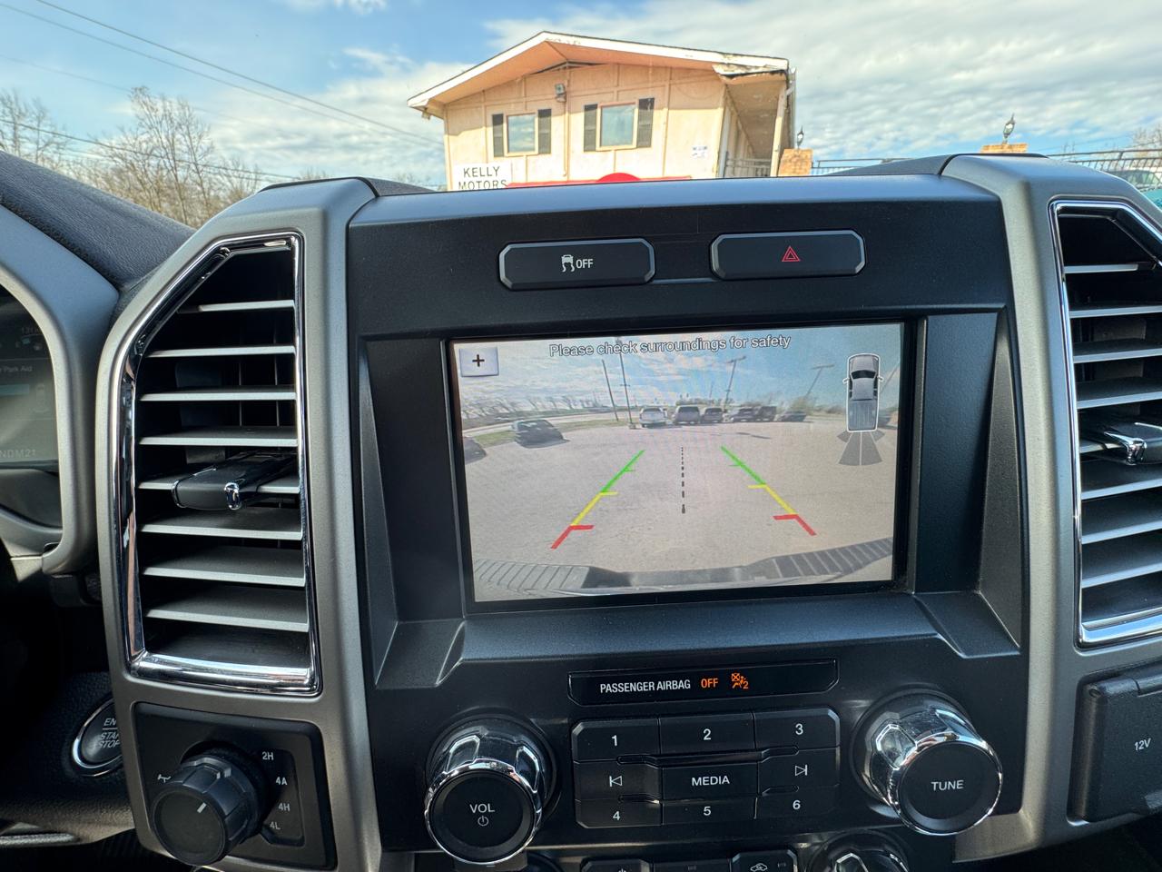 Ford F-150 Lariat SuperCrew 5.5-ft. Bed 4WD 2016