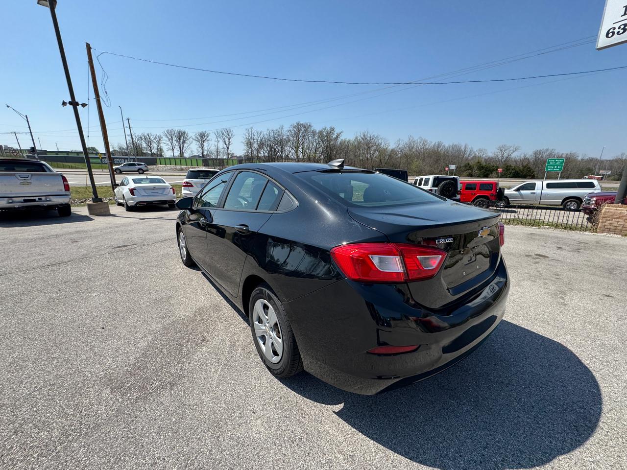 Chevrolet Cruze LS Auto 2018