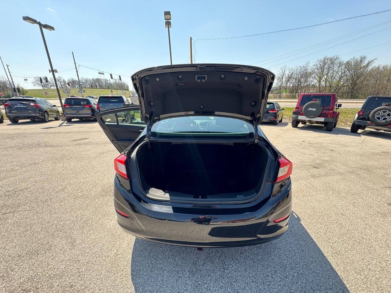 Chevrolet Cruze LS Auto 2018