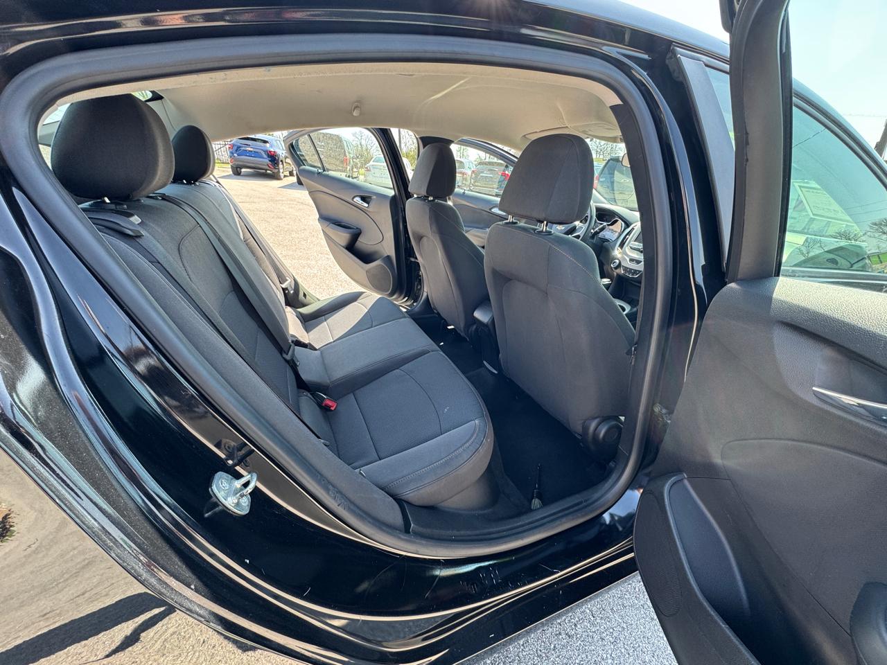 Chevrolet Cruze LS Auto 2018