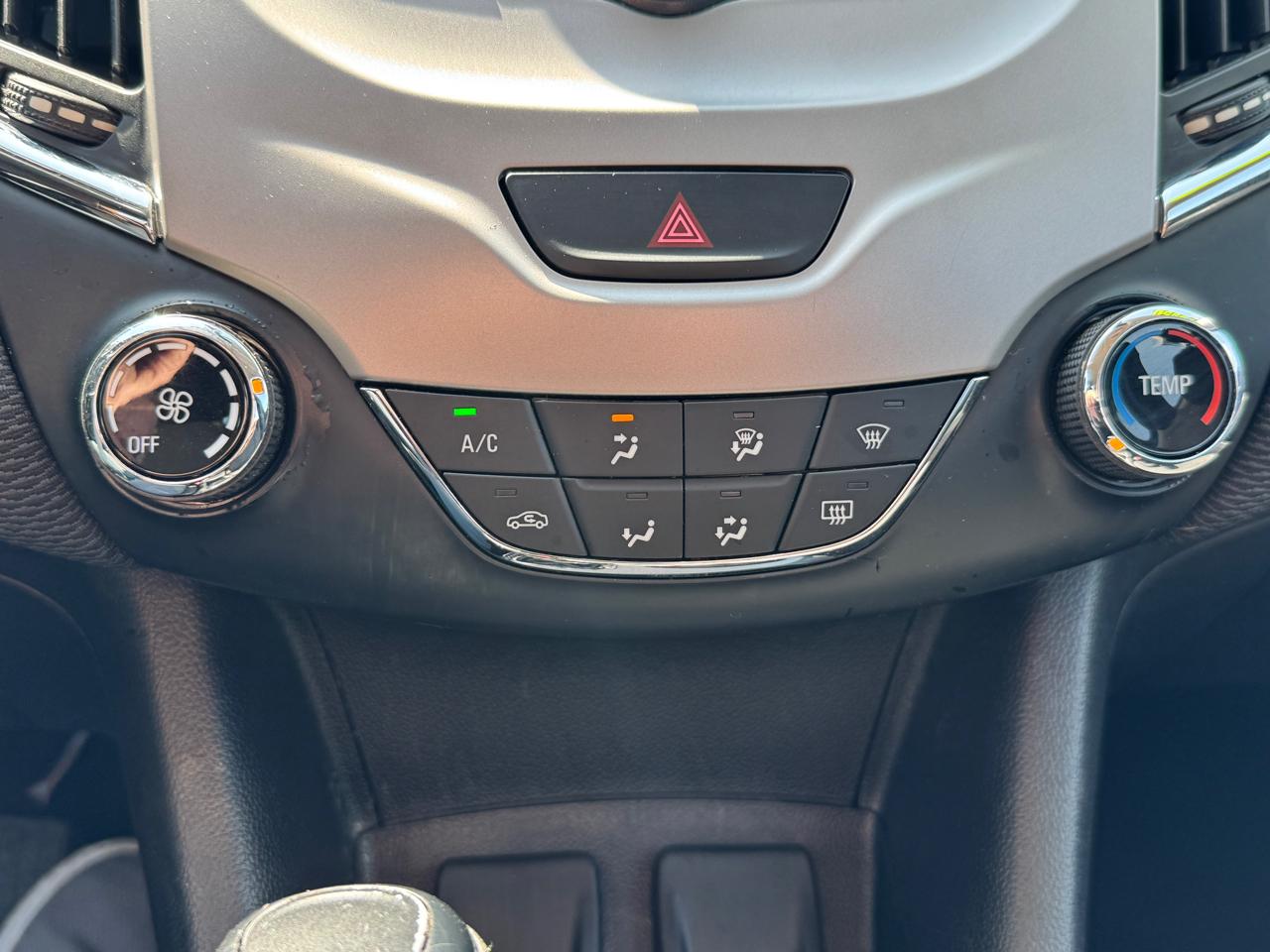 Chevrolet Cruze LS Auto 2018