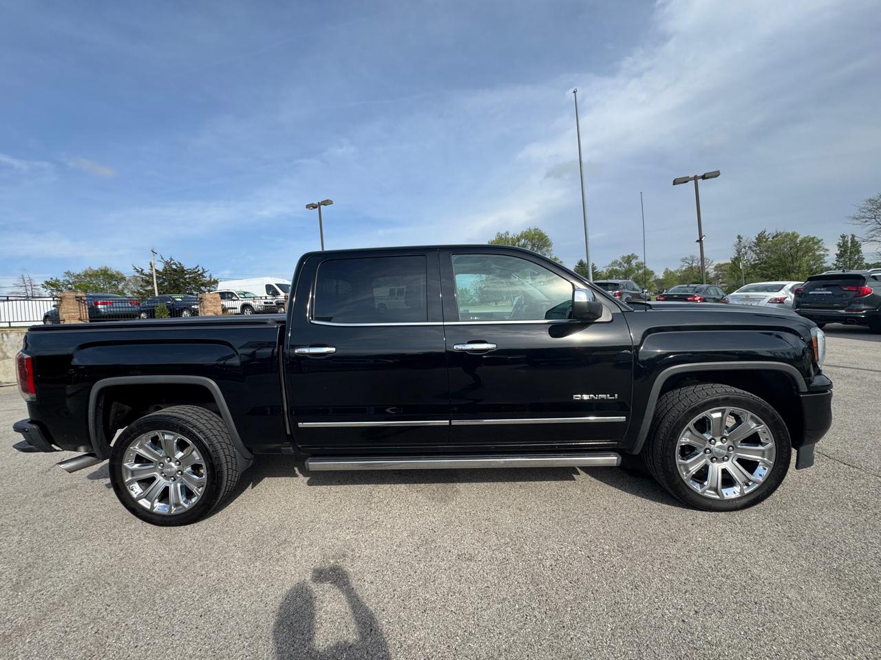 GMC Sierra 1500 Denali Crew Cab Short Box 4WD 2018