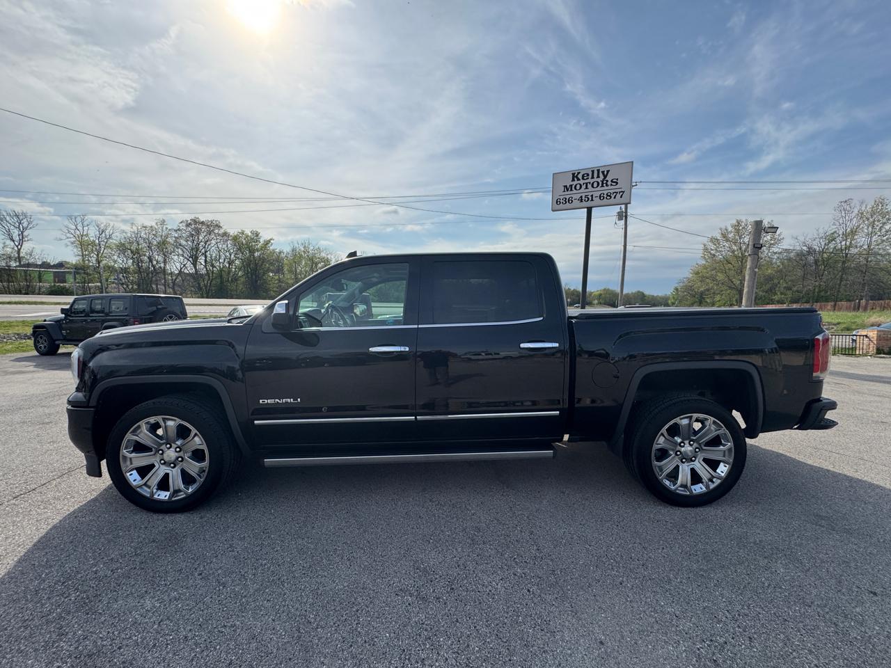 GMC Sierra 1500 Denali Crew Cab Short Box 4WD 2018