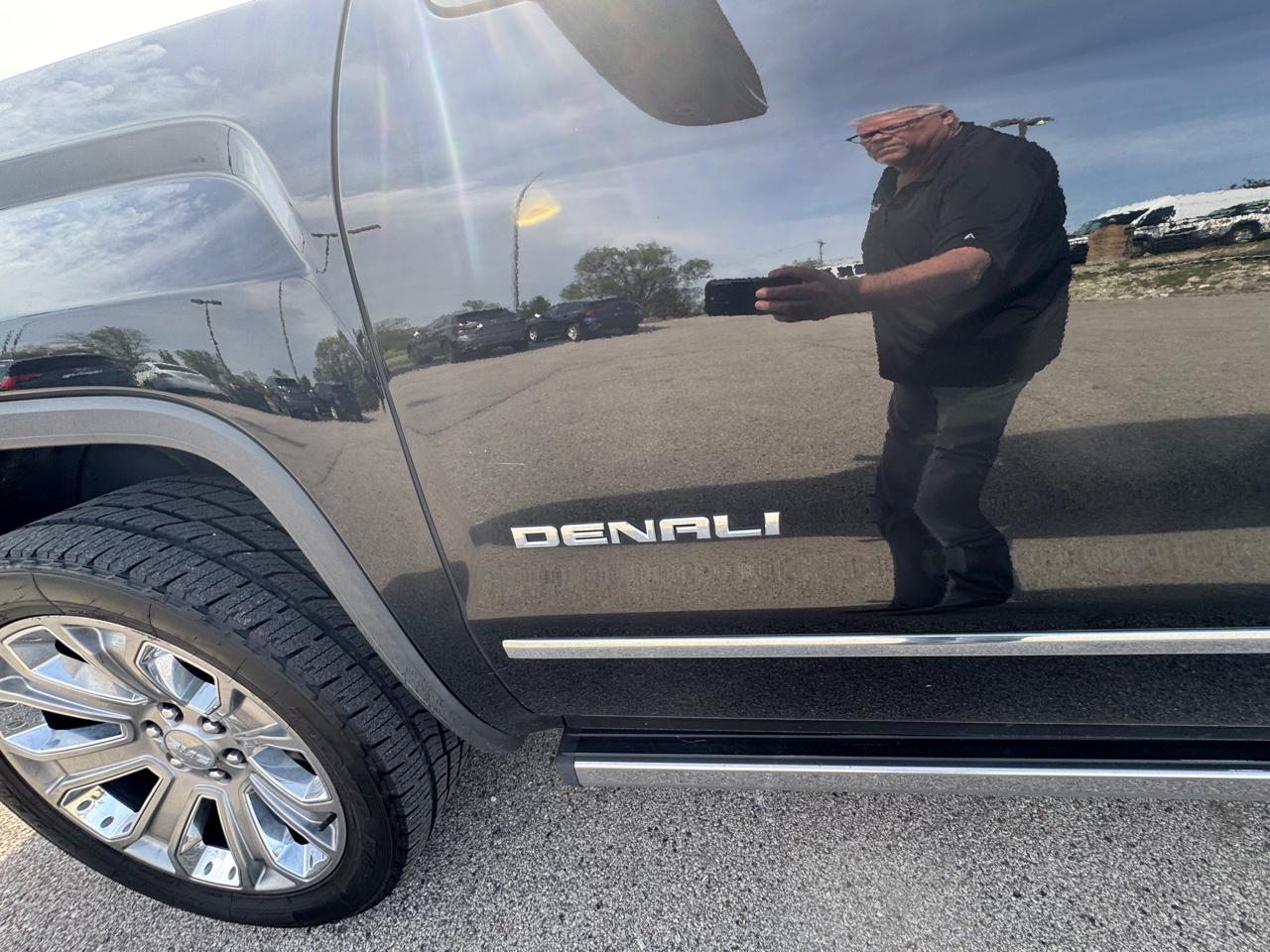 GMC Sierra 1500 Denali Crew Cab Short Box 4WD 2018