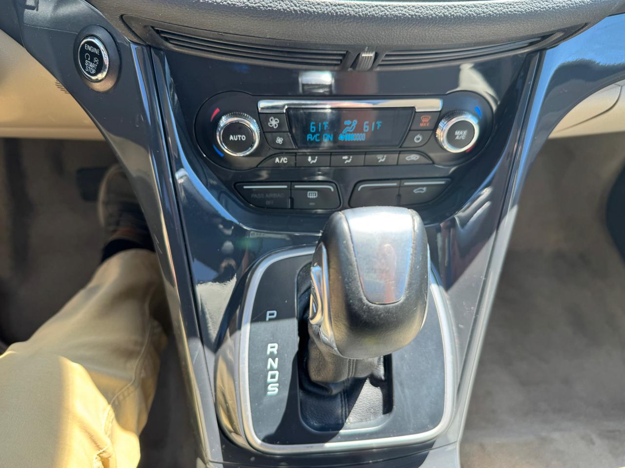 Ford Escape Titanium FWD 2014