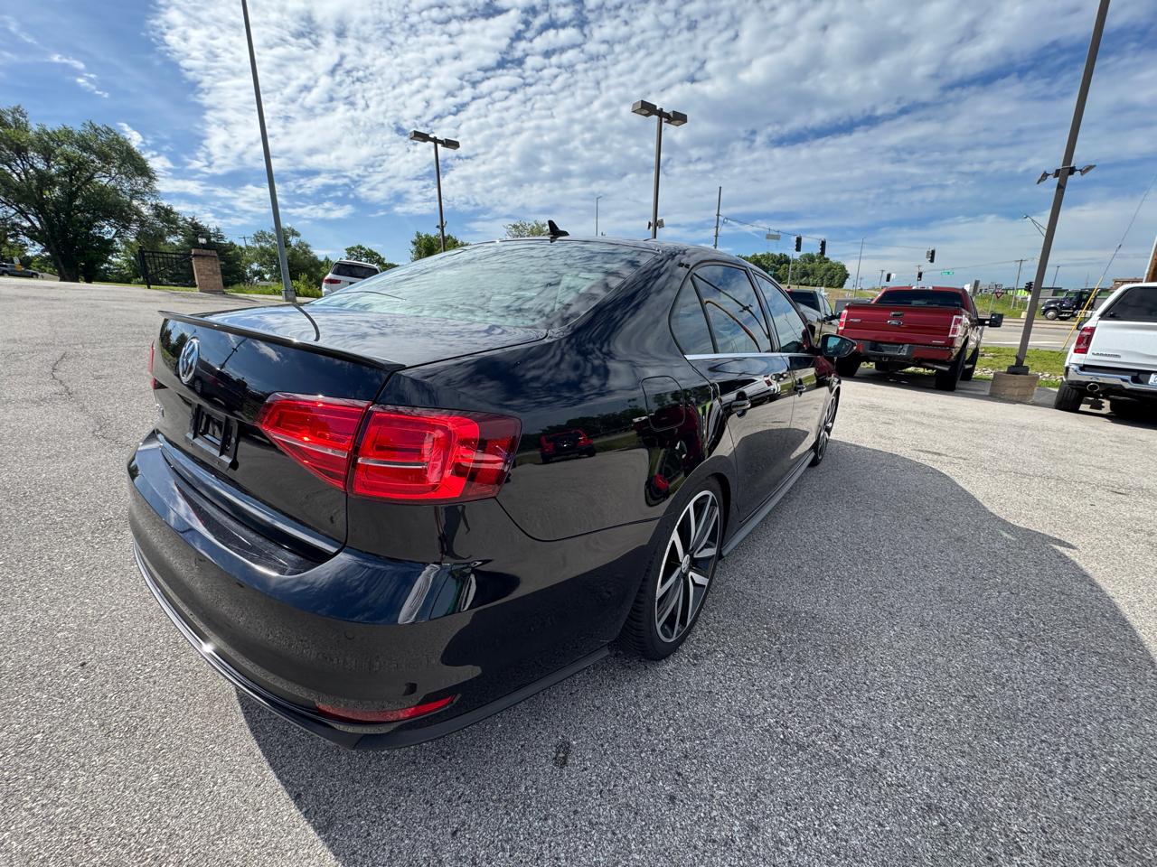 Volkswagen Jetta  2018