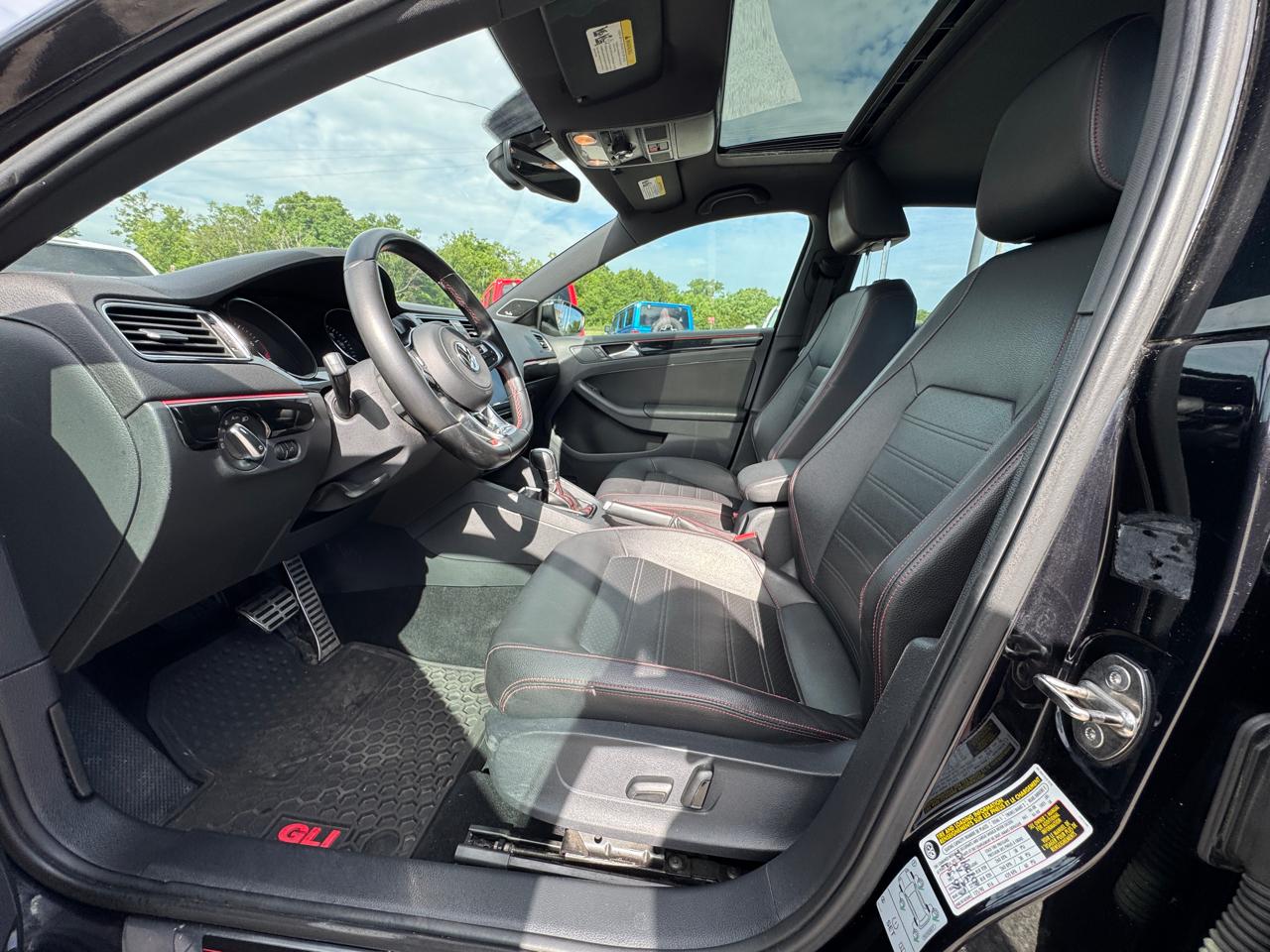 Volkswagen Jetta  2018