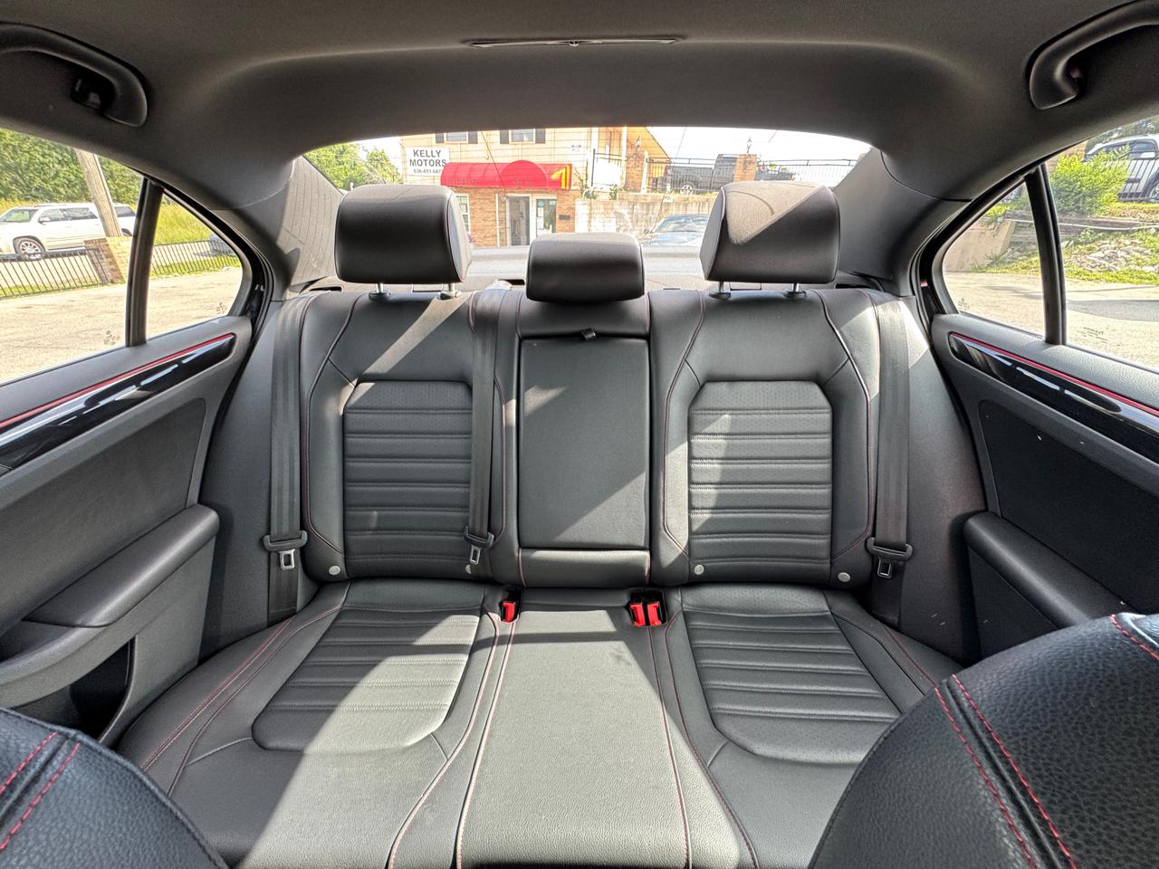 Volkswagen Jetta  2018