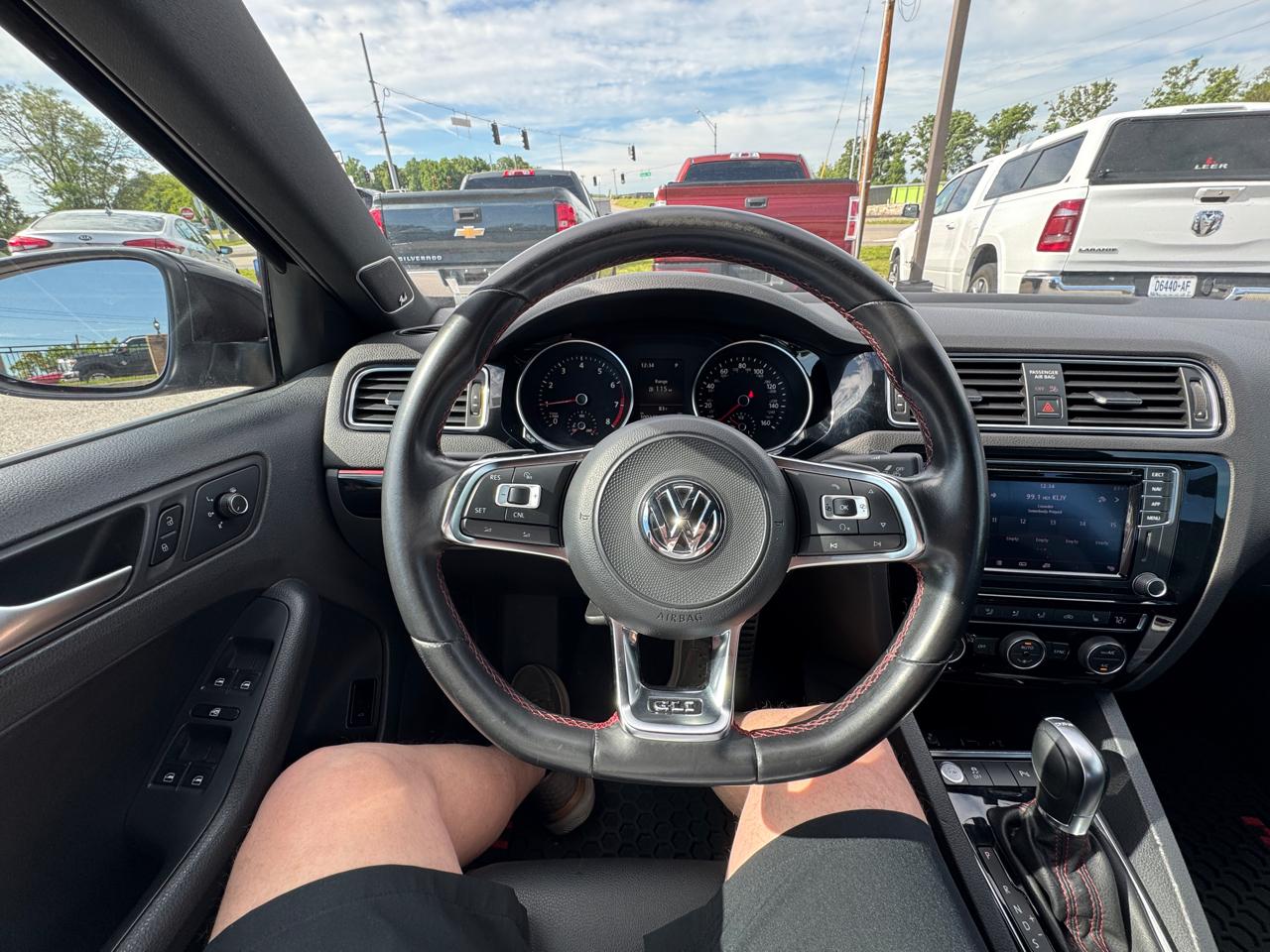 Volkswagen Jetta  2018