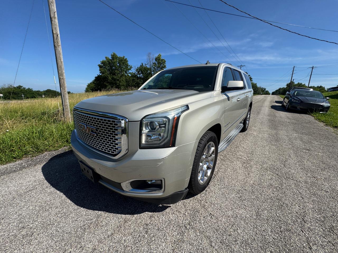 GMC Yukon Denali XL 4WD 2015