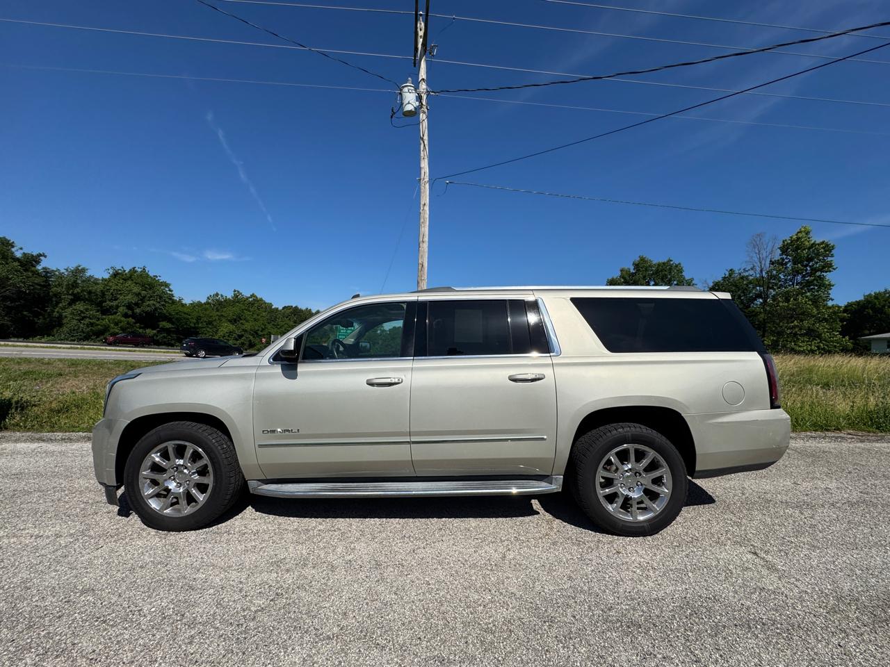 GMC Yukon Denali XL 4WD 2015