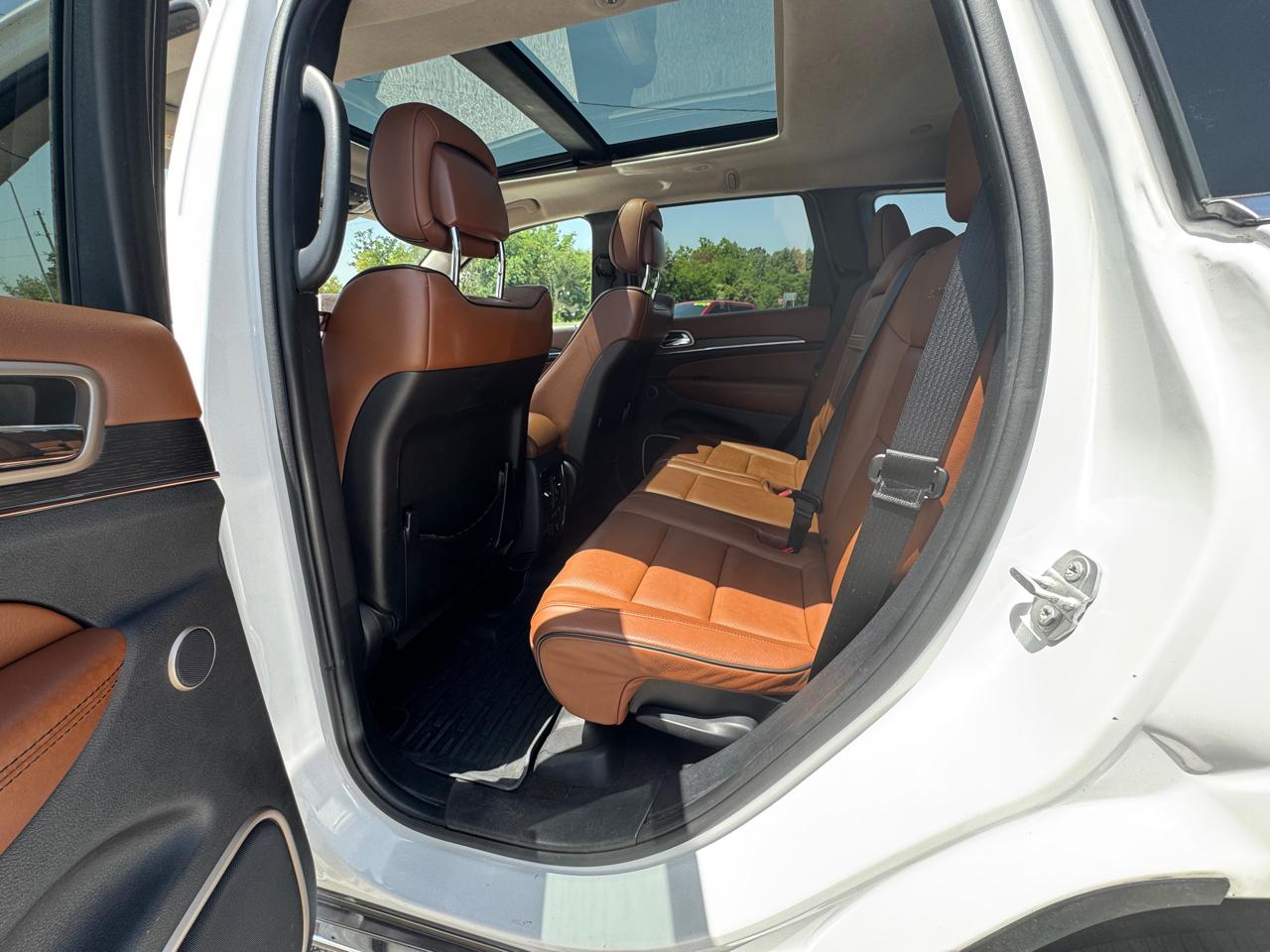 Jeep Grand Cherokee  2016