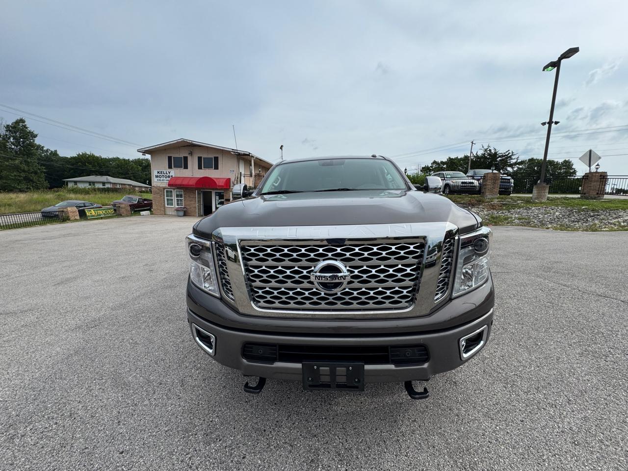 Nissan Titan XD  2016