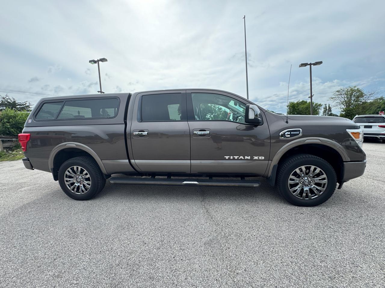 Nissan Titan XD  2016