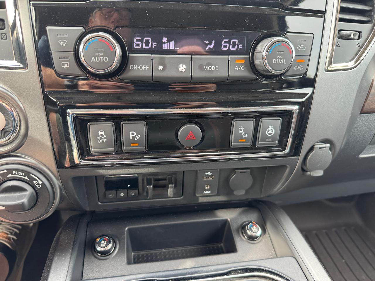 Nissan Titan XD  2016