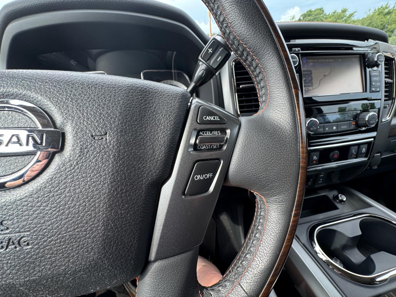 Nissan Titan XD  2016