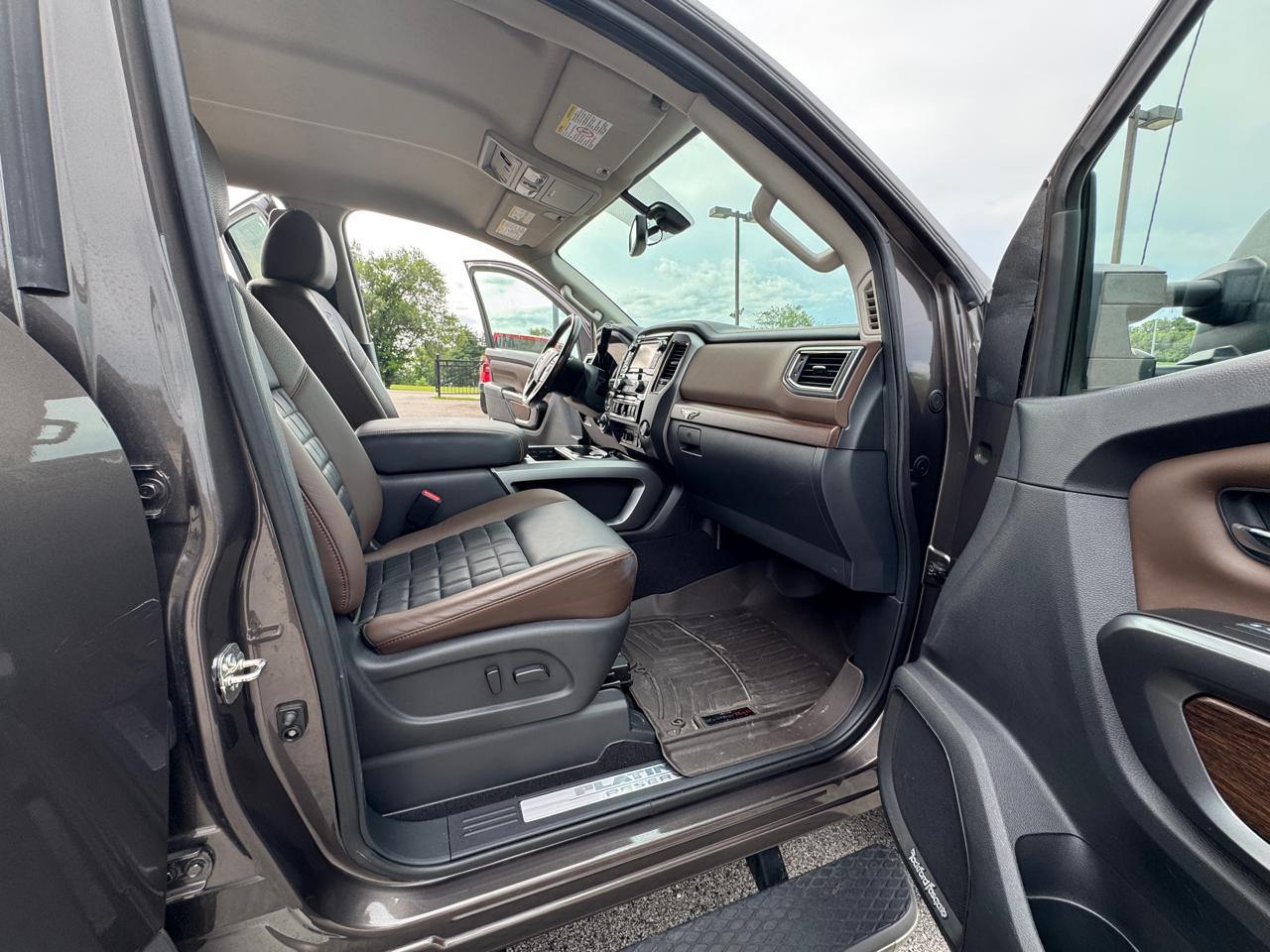 Nissan Titan XD  2016