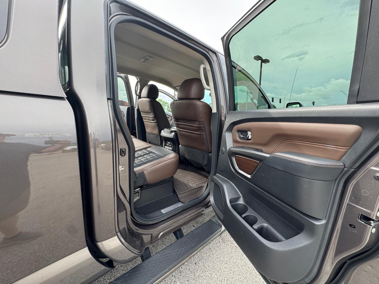 Nissan Titan XD  2016