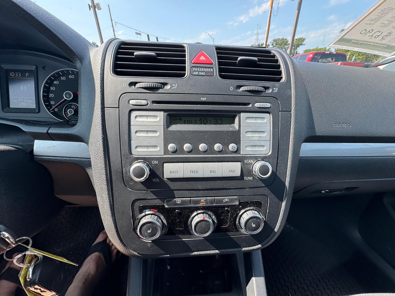 Volkswagen Jetta  2010
