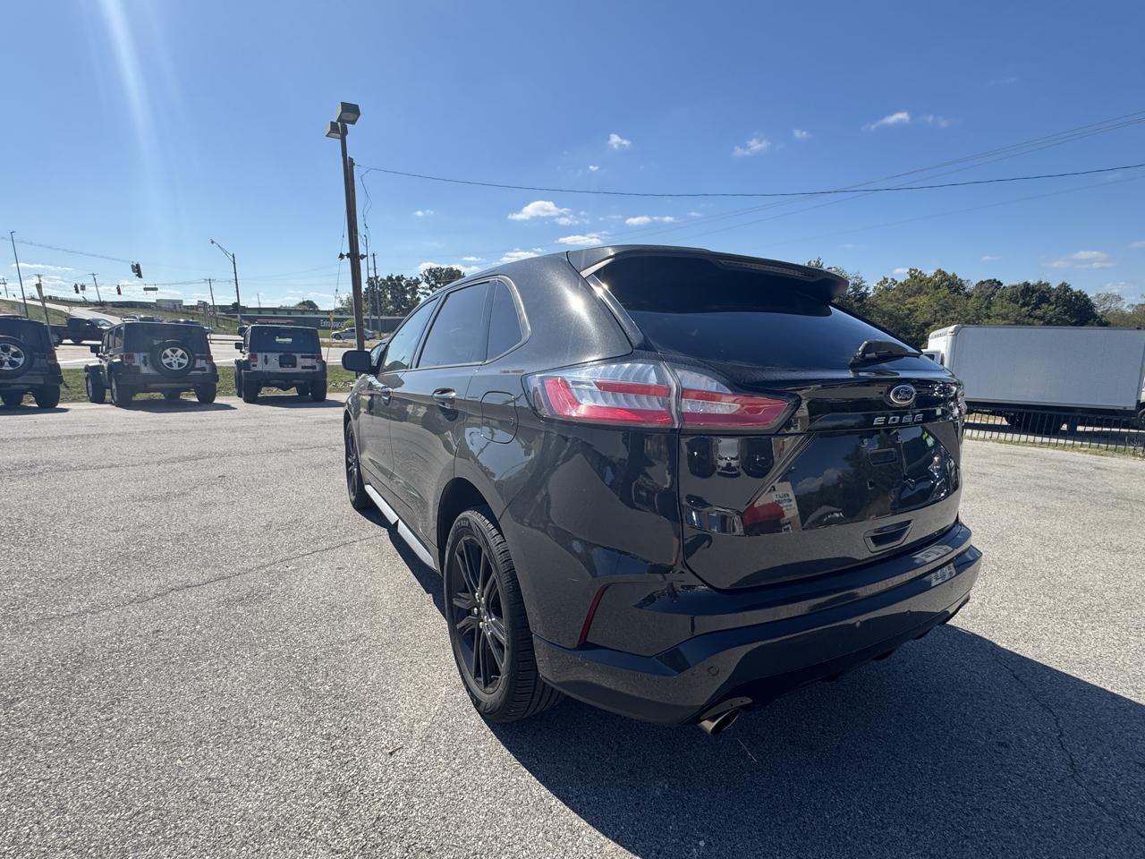 Ford Edge  2021