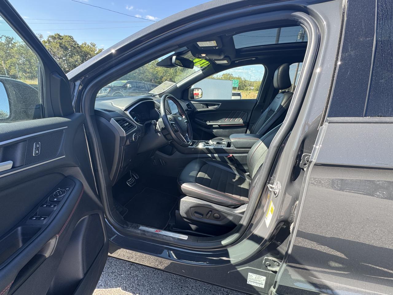 Ford Edge  2021