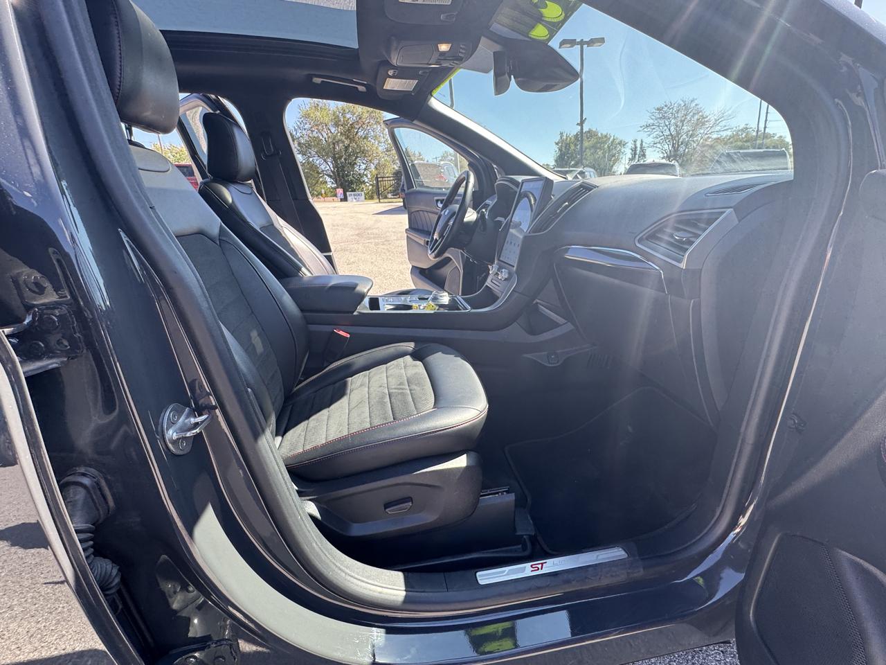 Ford Edge  2021