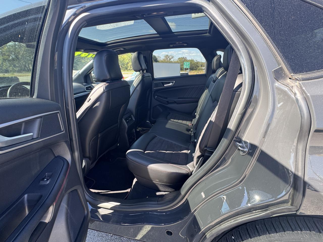 Ford Edge  2021