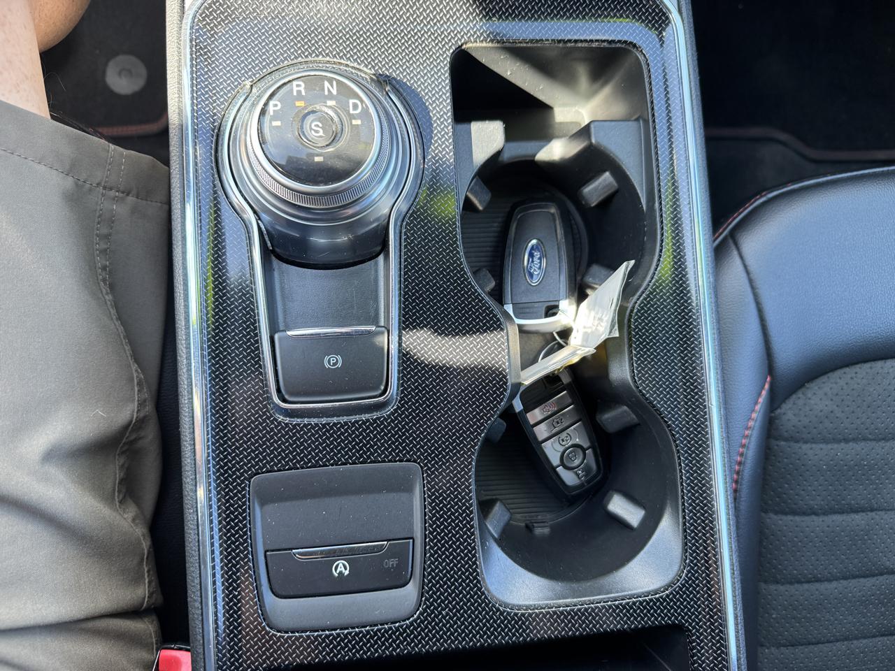 Ford Edge  2021
