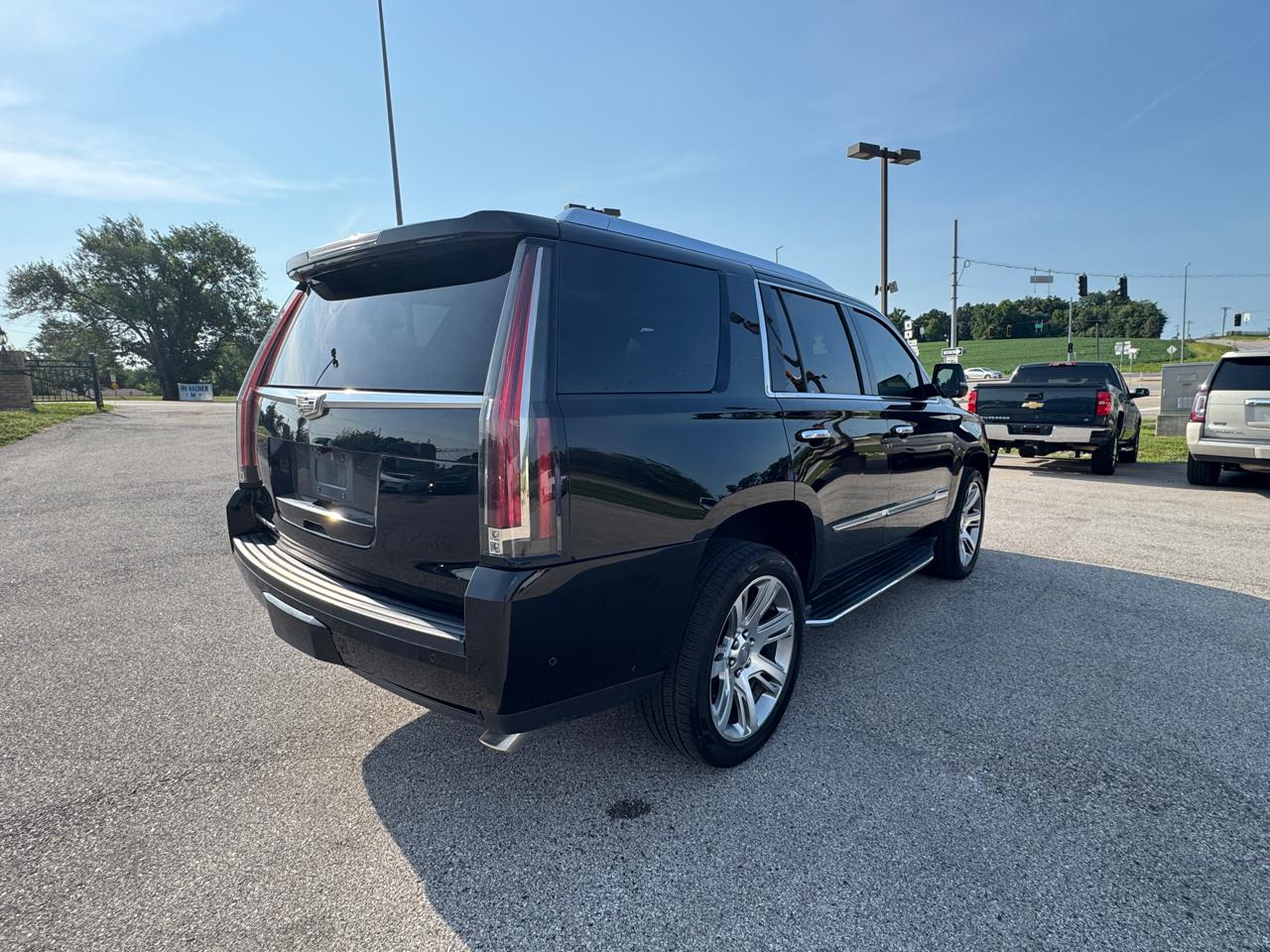 Cadillac Escalade  2017