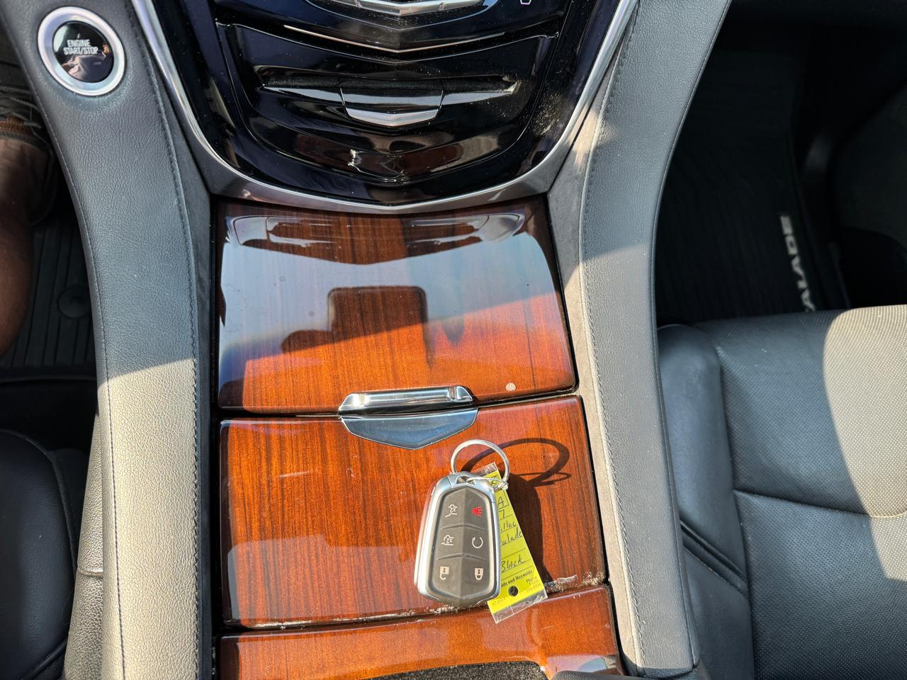 Cadillac Escalade  2017