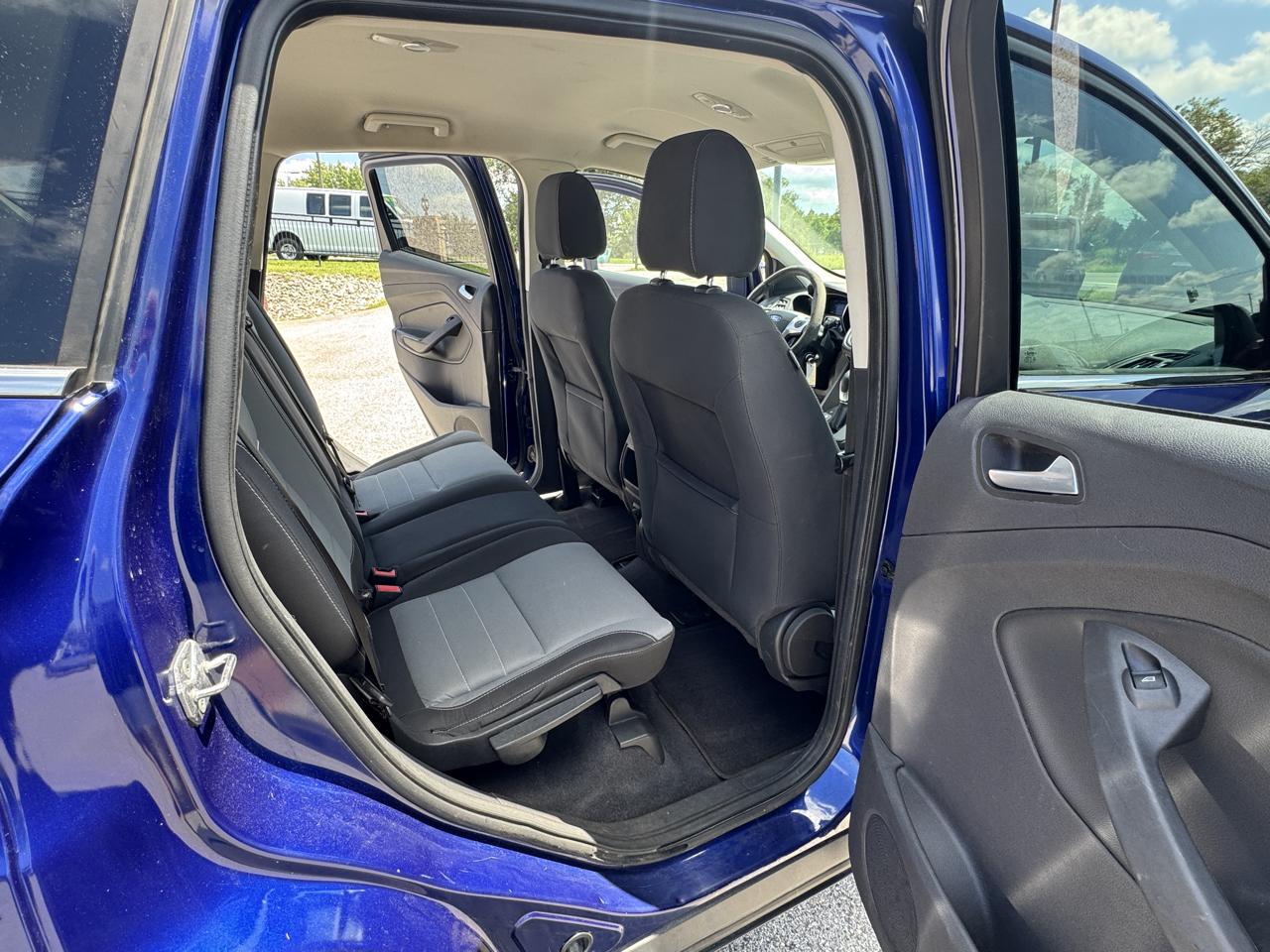 Ford Escape  2014