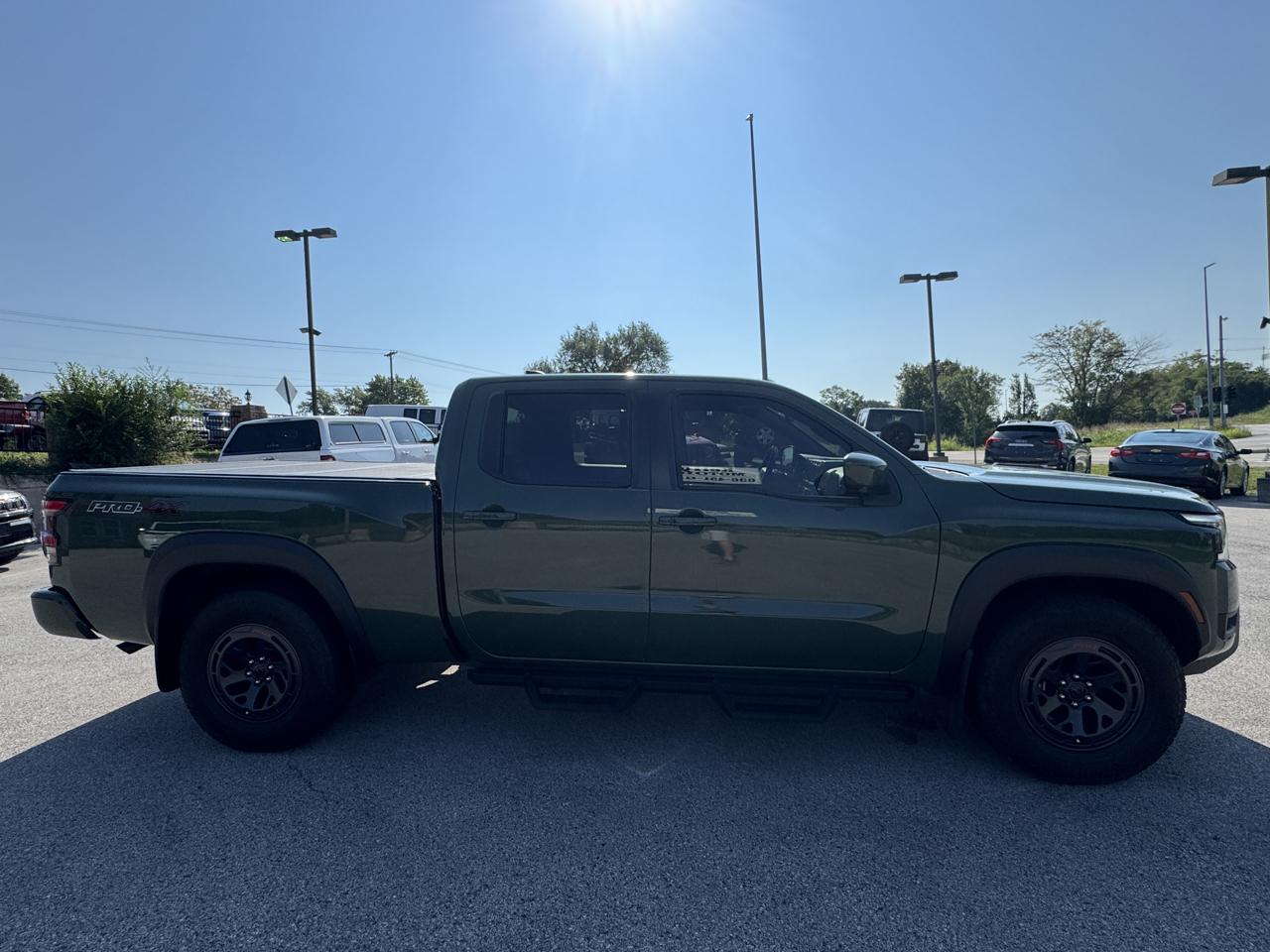 Nissan Frontier  2025