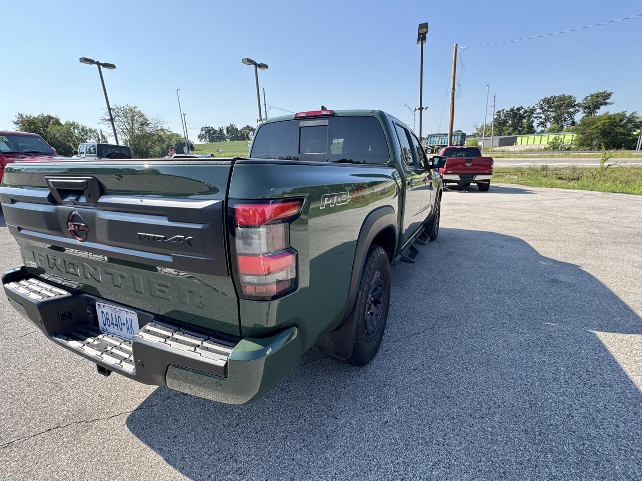 Nissan Frontier  2025