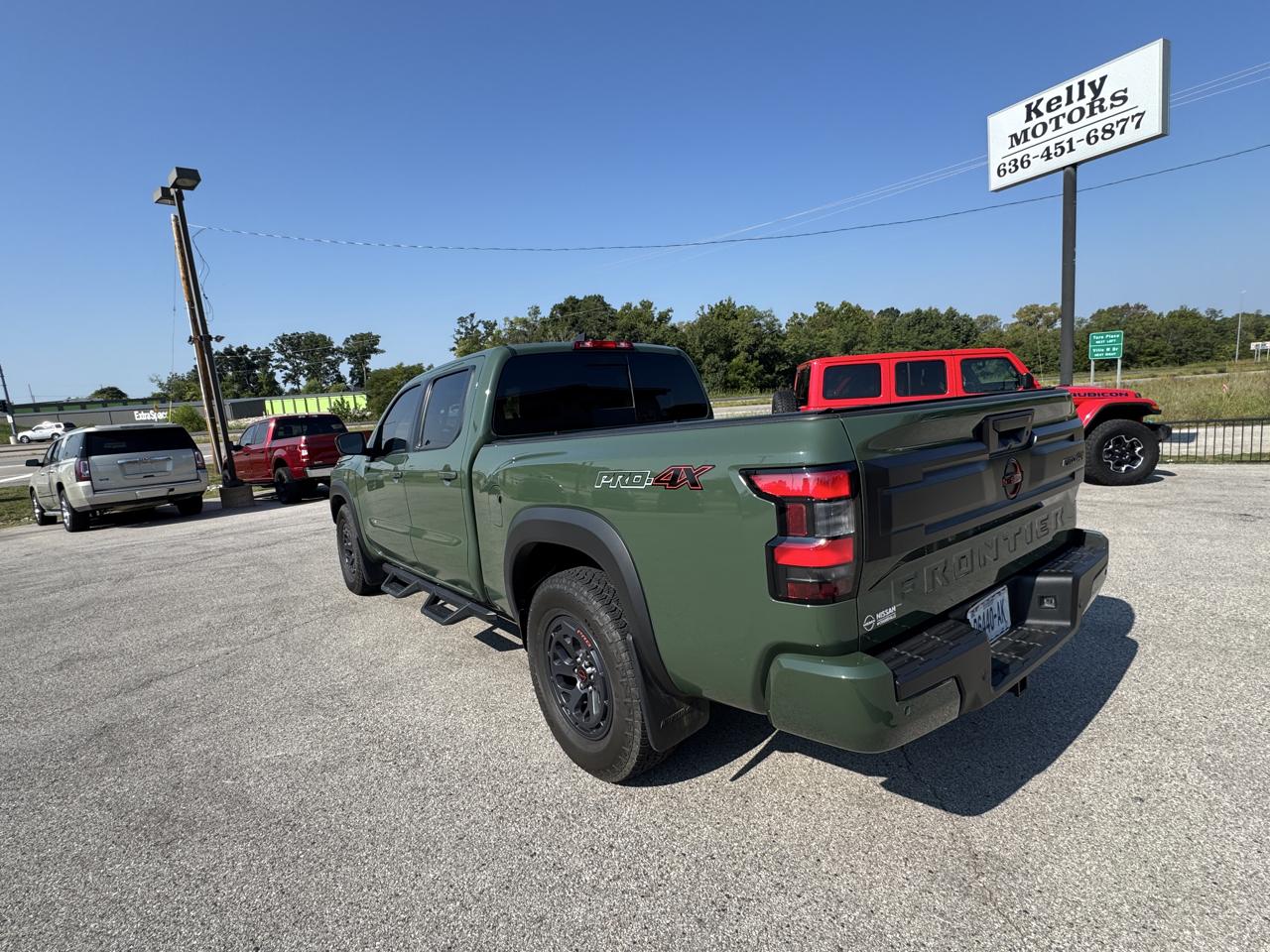 Nissan Frontier  2025