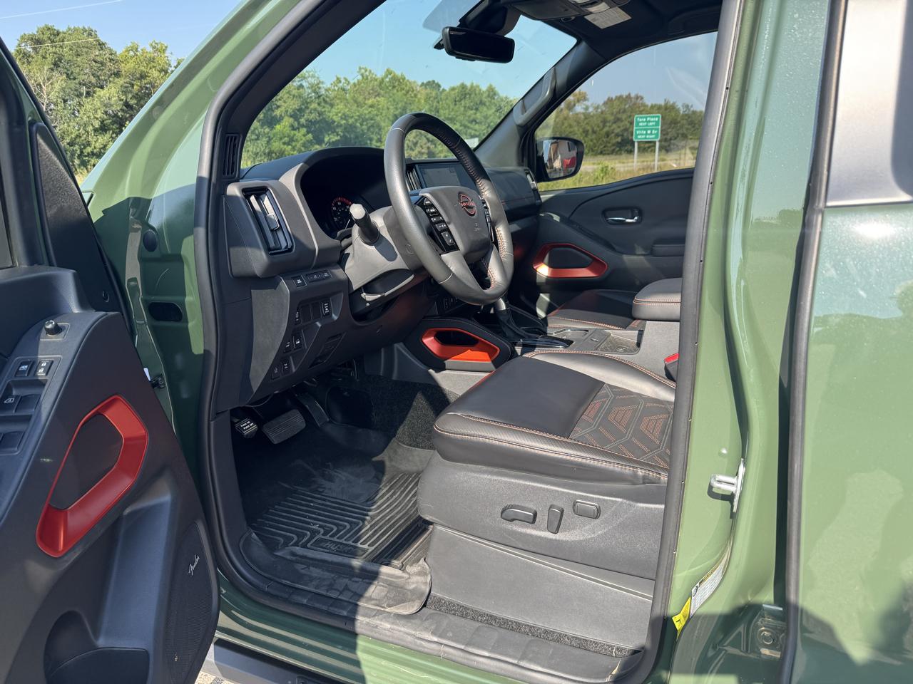 Nissan Frontier  2025