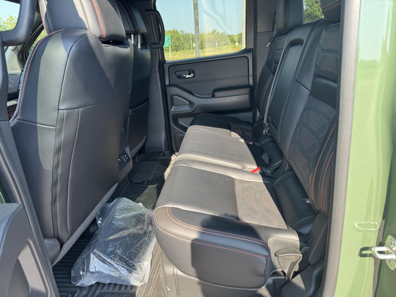 Nissan Frontier  2025