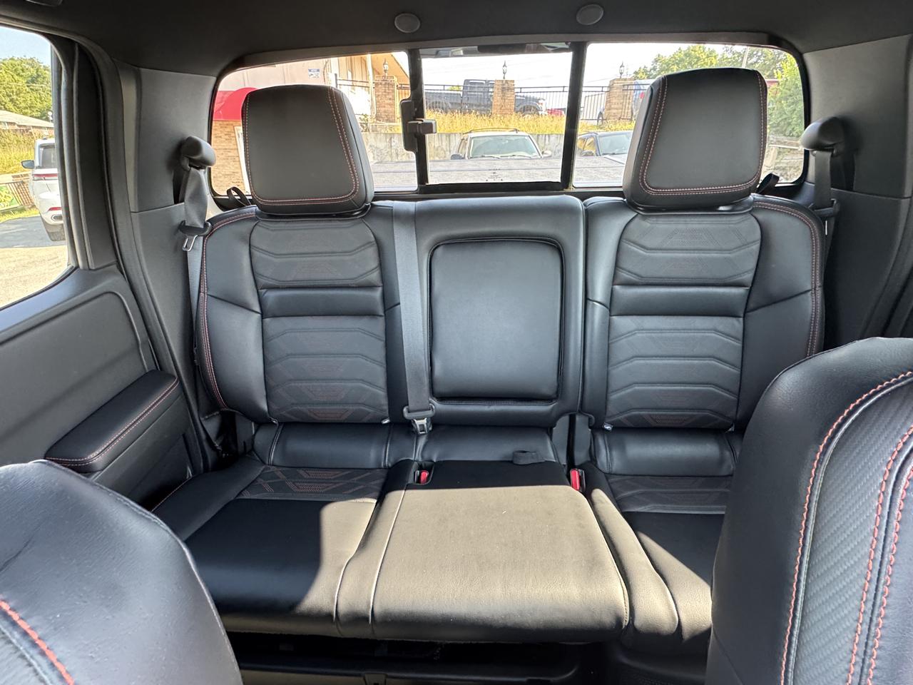 Nissan Frontier  2025