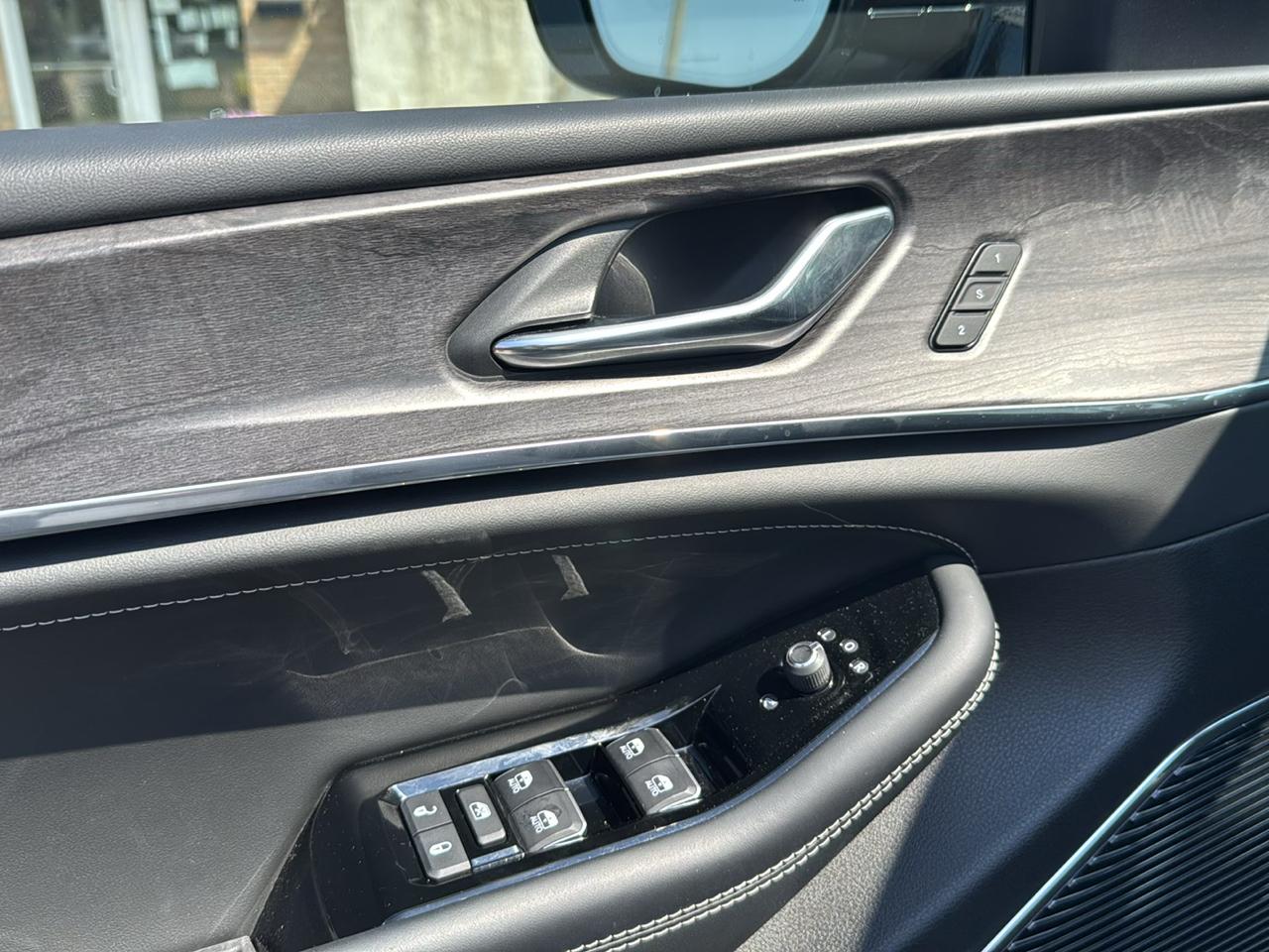 Jeep Grand Cherokee 4xe  2025