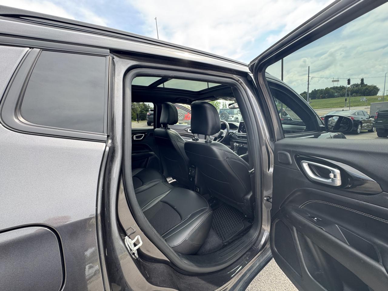 Jeep Compass Altitude 4D SUV 4WD 2023