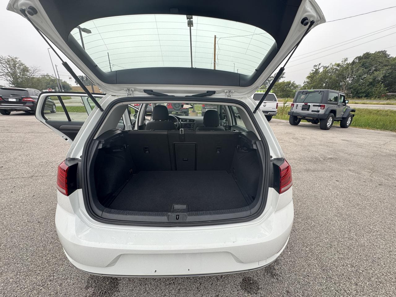 Volkswagen Golf  2019