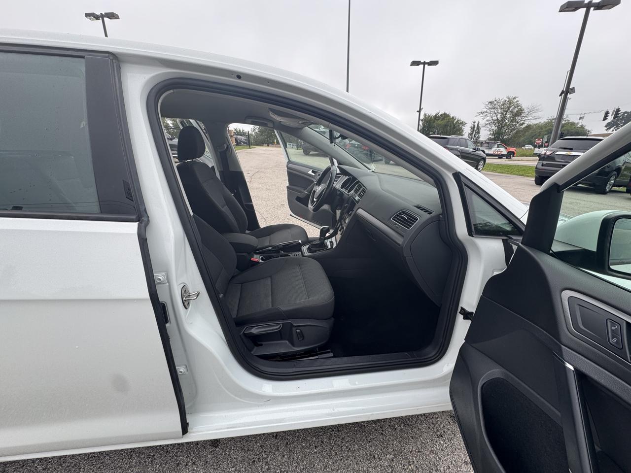 Volkswagen Golf  2019