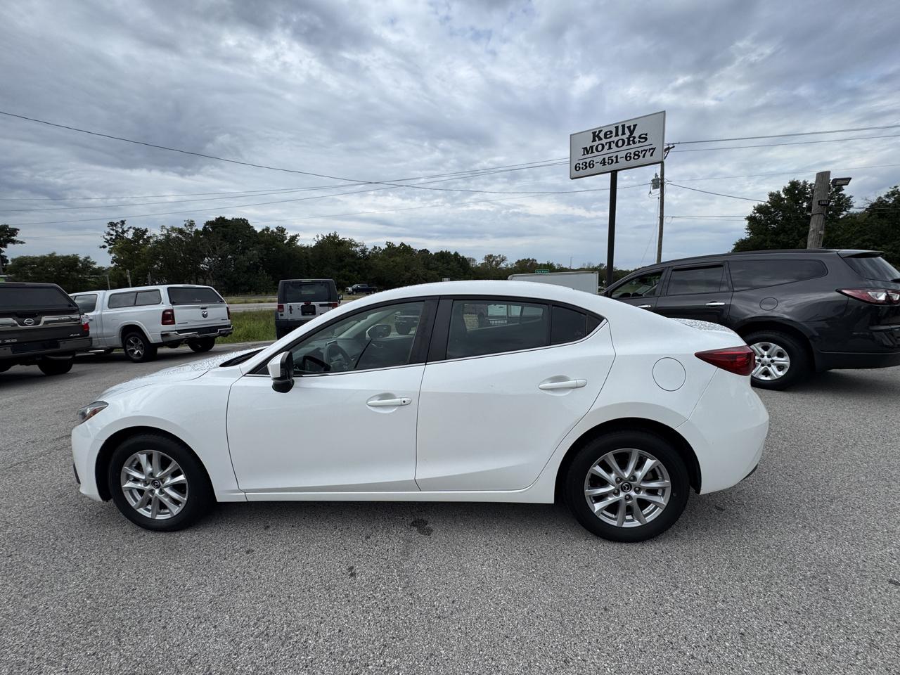 Mazda MAZDA3  2016