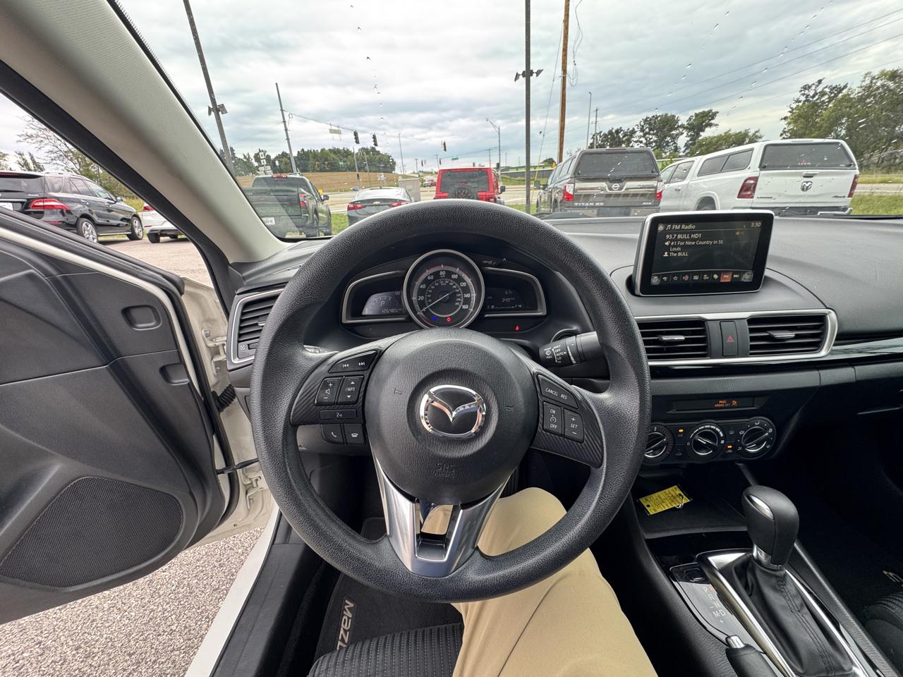 Mazda MAZDA3  2016