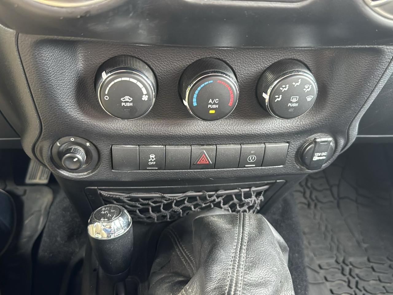 Jeep Wrangler  2017